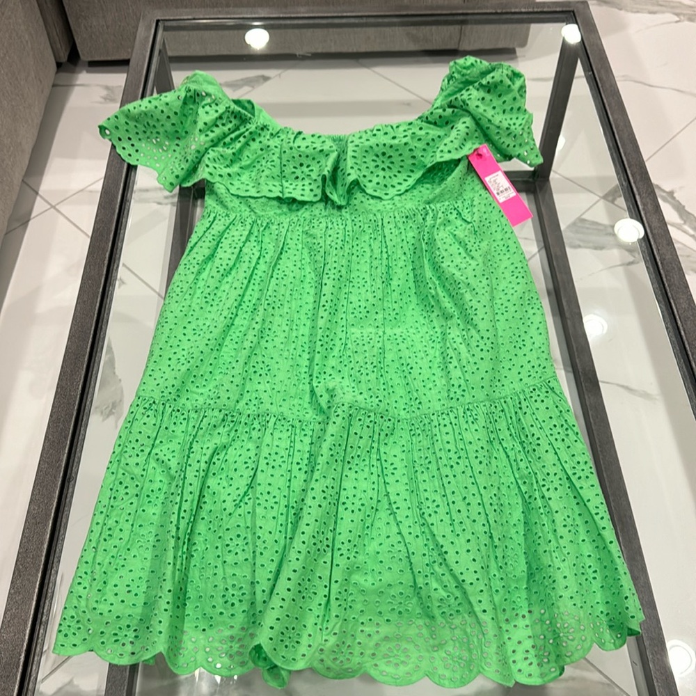 Lilly Pulitzer Size 8 dress
 Smoke/Pet free home 
NEW WITH TAGS